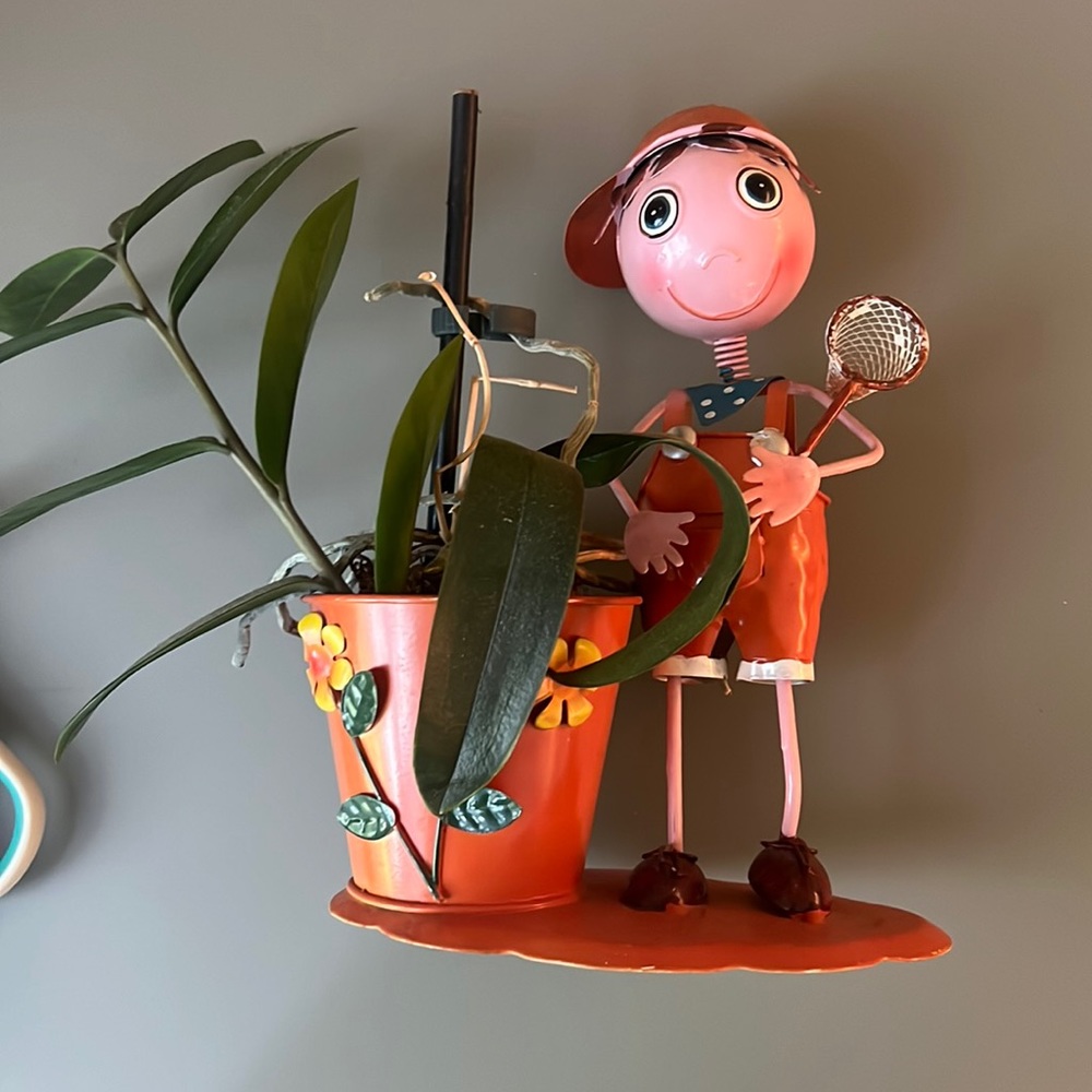 Metal Gardener boy Statue Planter